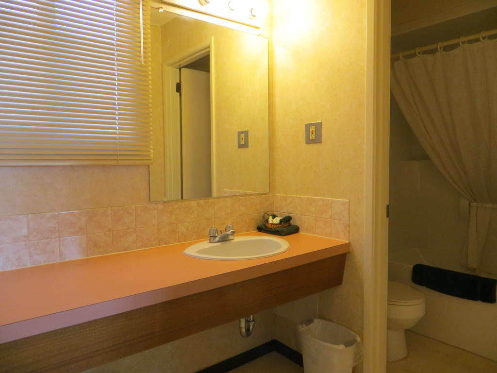 Tara Vista Inn Hinton Phòng bức ảnh